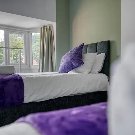 Team 4 Bedroom Free Parking Wifi Moseley Near Centre Nec Bhx