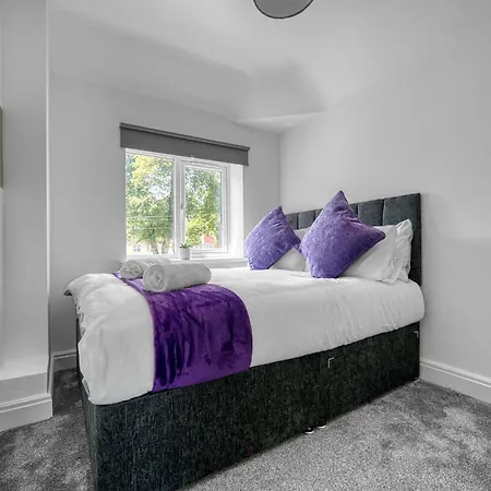 Team 4 Bedroom Free Parking Wifi Moseley Near Centre Nec Bhx